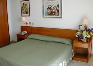 Grand Hotel Delle Terme 泰尔米尼伊梅雷塞 外观 照片